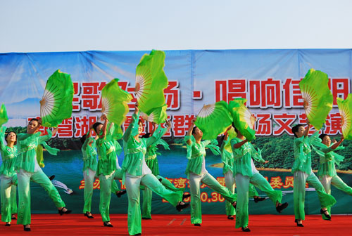 活动现场精彩节目